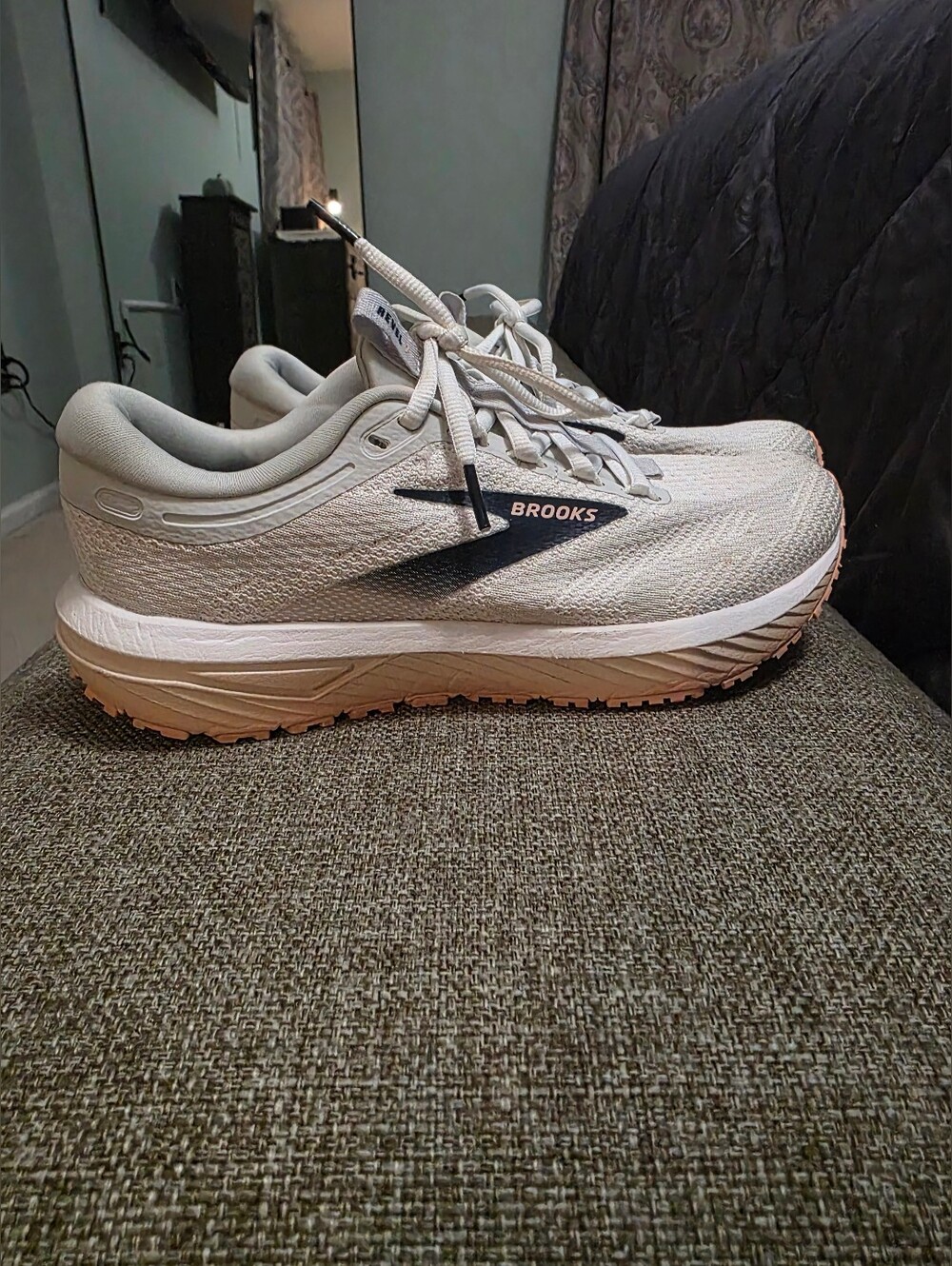 Brooks Women’s Running Shoes Revel 7 - Light Gray And Peach Size 7.5
